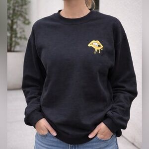 Canvas Black Crewneck Sweatshirt Small Minimal Graphic Lips Streetwear